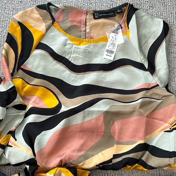 Abstract Print Top - Picture 6 of 6